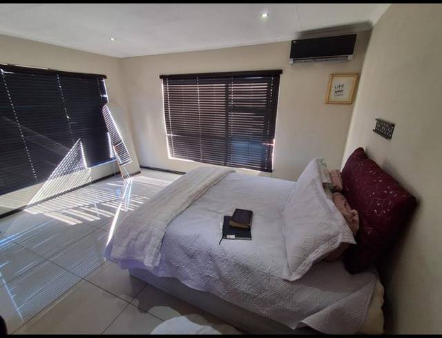 4 BEDROOM TOWNHOUSE FOR SALE IN BASSONIA